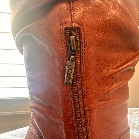 Medium brown boots - Picture 2 of 16